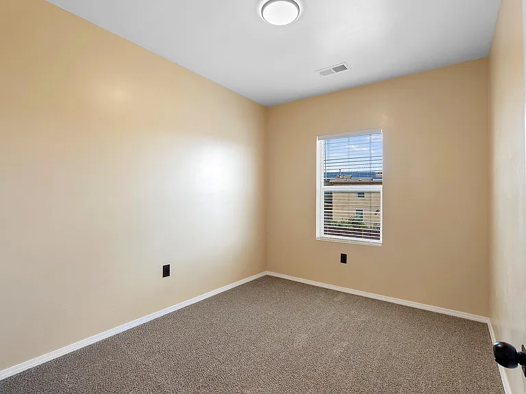 9516 Silica Ave NW — Photo 18