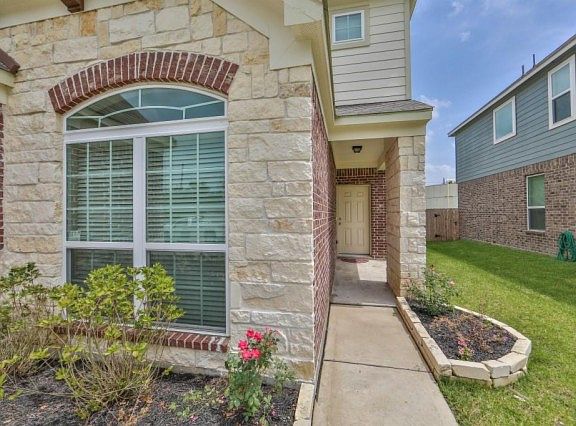 2nd image of 18515 Windy Stone Dr