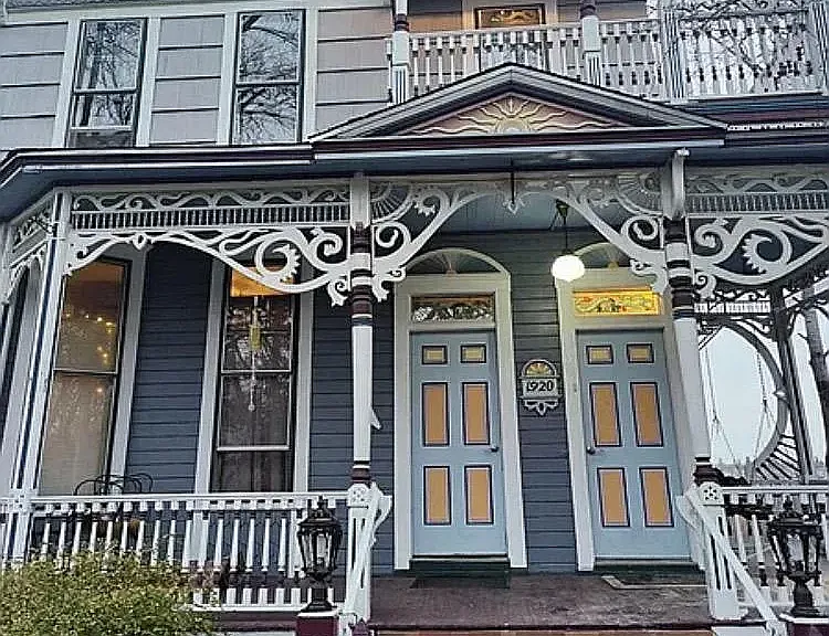 1920 W Riverside Ave #4 — Photo 6