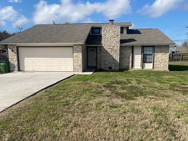 1st image of 306 Garden Ct