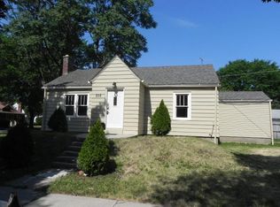 202 N Lancaster Ave, Aurora, IL 60506