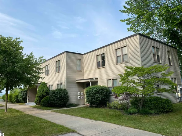 540 N Spruce St, Traverse City, MI 49684