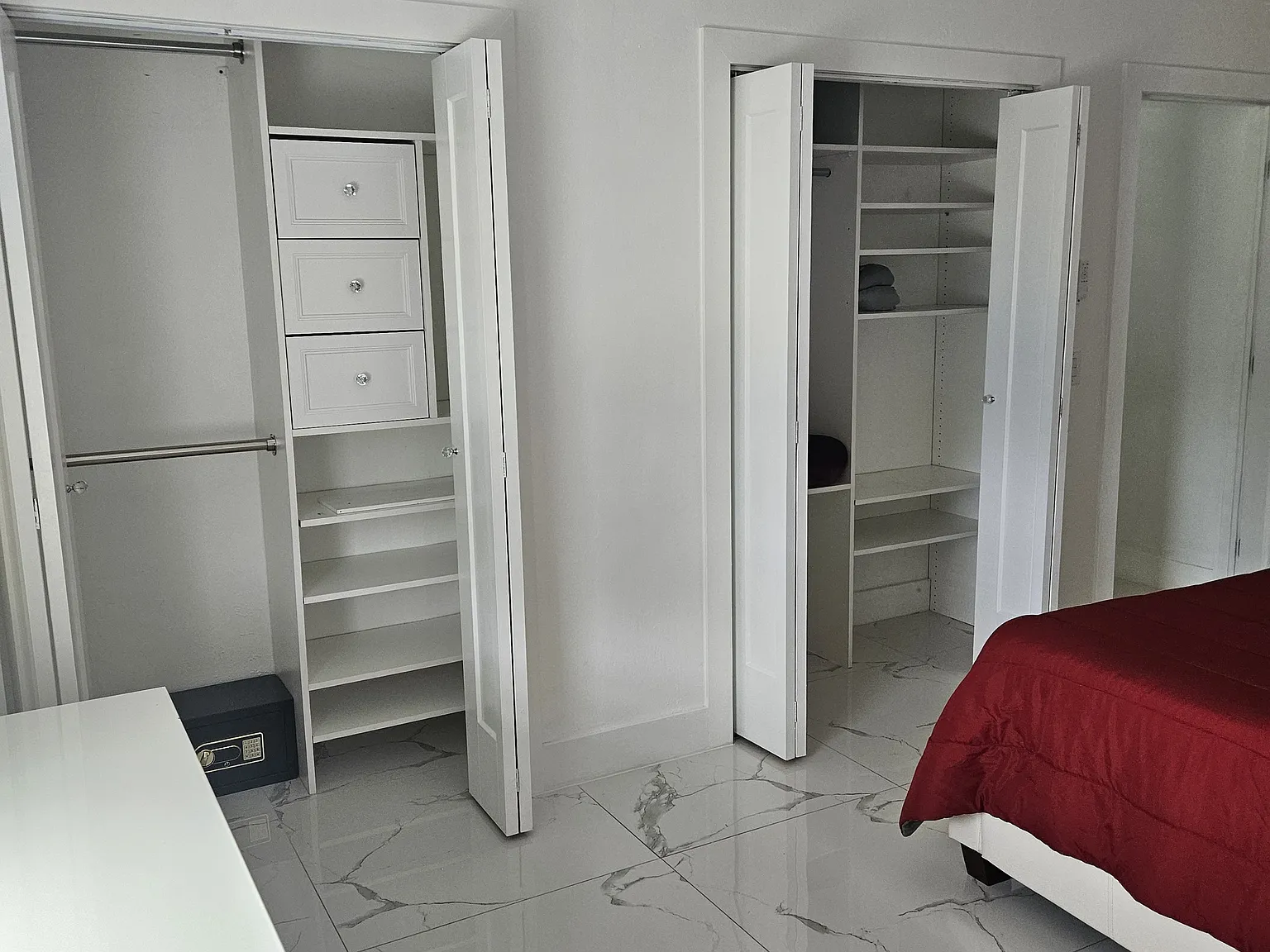 2 bed, 1350 sqft, $2,600 — Photo 4