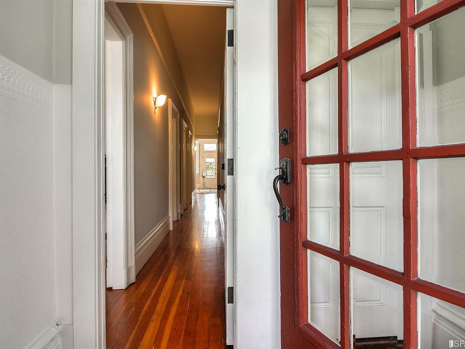 1st image of 324 Scott St #1