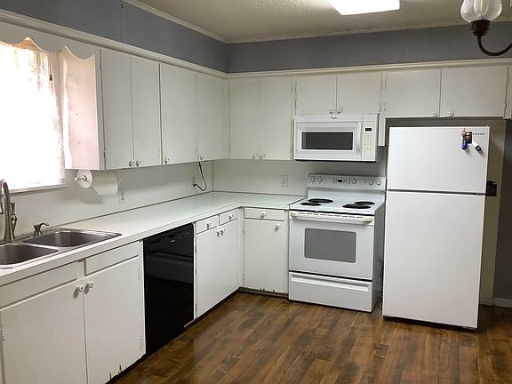 5th image of 107 Wilson Dr