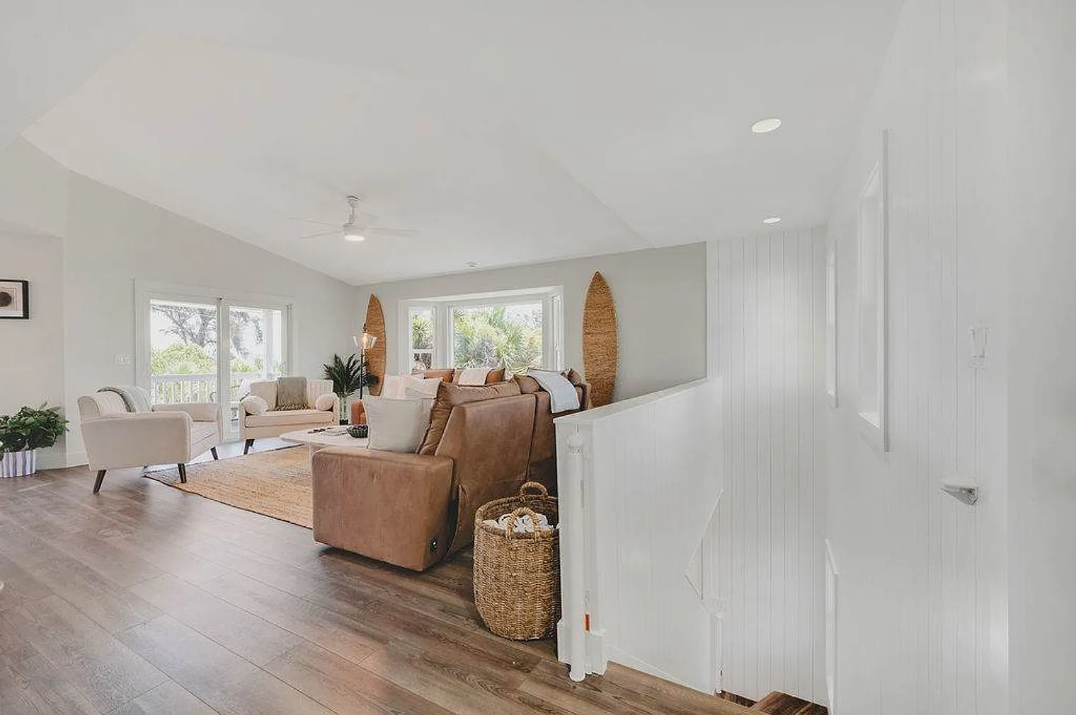 3 bed, 2.0 bath, 1700 sqft, $14,443 — Photo 2