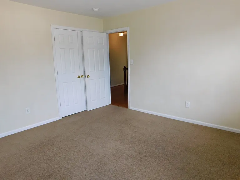 7559 Hughart St — Photo 3