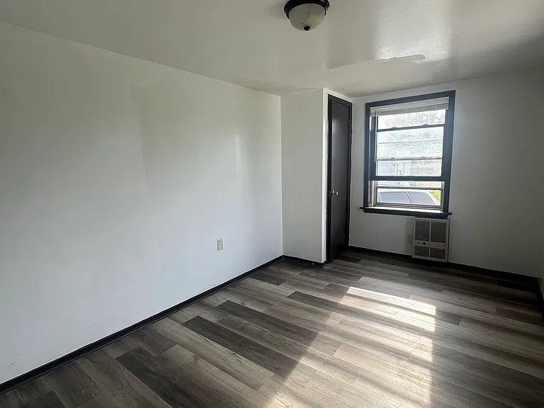 8807 E 47th St — Photo 17