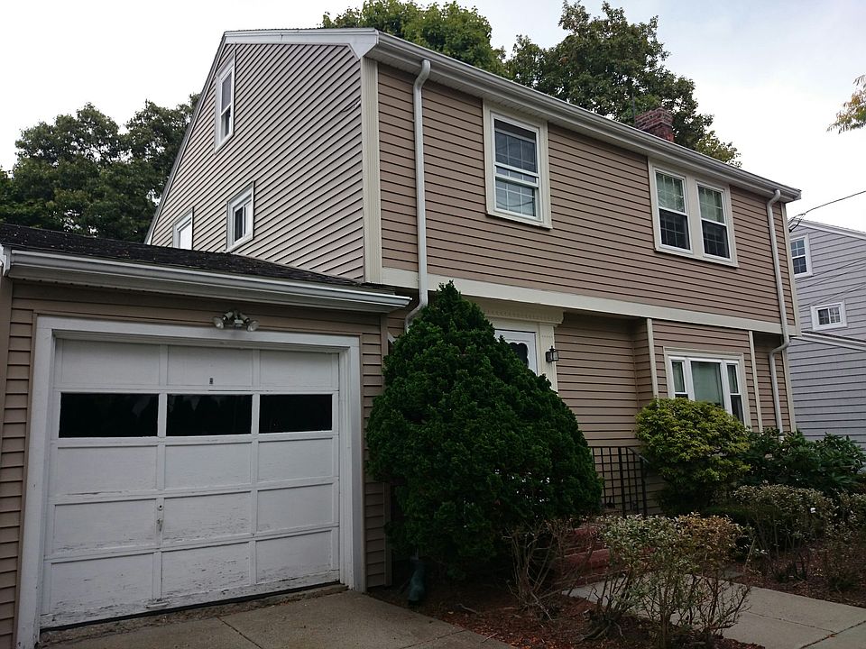 2nd image of 35 Range Rd