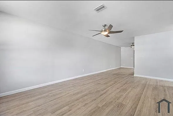 1367 Riverside Cir #1 — Photo 12