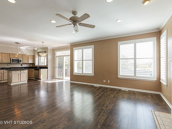5th image of 330 Wright Dr