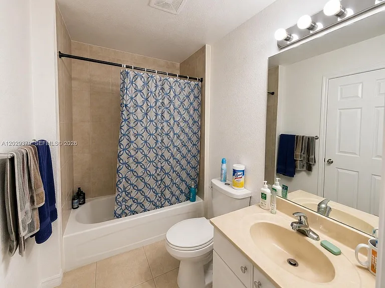 3856 SW 48th Ave #3856 — Photo 11