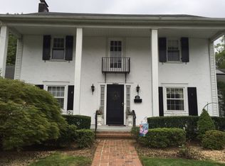 18 Argyle Pl., Rockville Centre, NY 11570