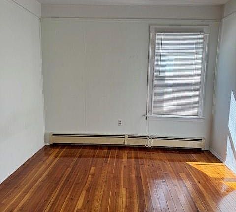 3rd image of 436 Pawtucket Ave APT 1F