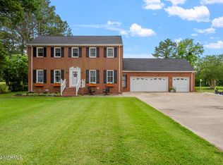 105 Bayshore Dr, Elizabeth City, NC 27909