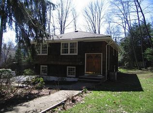 29 Glen Rd, Woodcliff Lake, NJ 07677