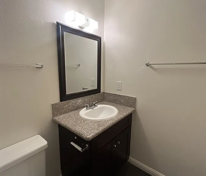 4509 Buena Vista Dr — Photo 9