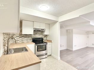 67 May Ave #2, Richmond Hill, ON L4C3S7