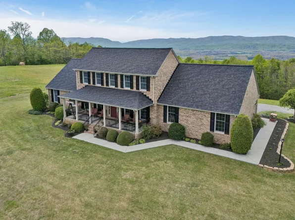 3281 Springwood Rd, Fincastle, VA 24090