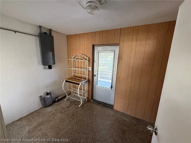 1732 Lagrange Ave — Photo 10