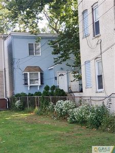 286 Ogden St #D8, Orange, NJ, 07050