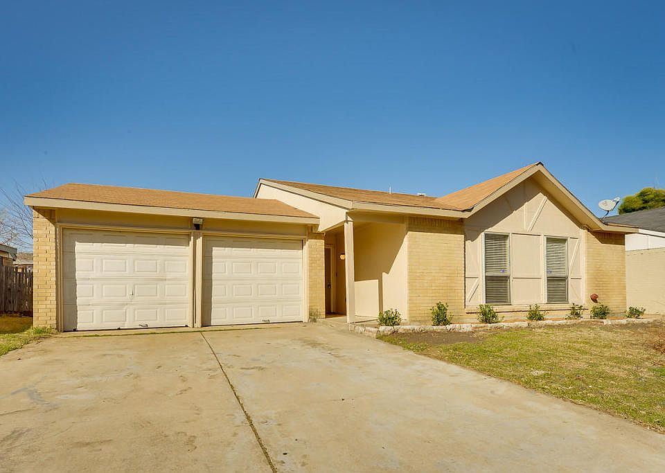1st image of 2311 Joanna Ln