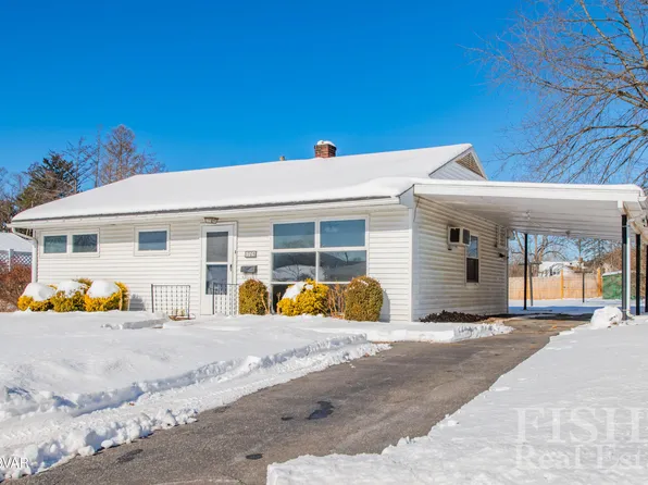 1705 Becht Rd, Williamsport, PA 17701