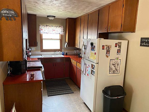 4th image of 2916 M Ave
