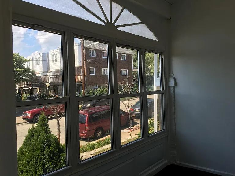 Front sitting room