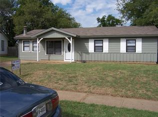 509 Himes Dr, Euless, TX 76039