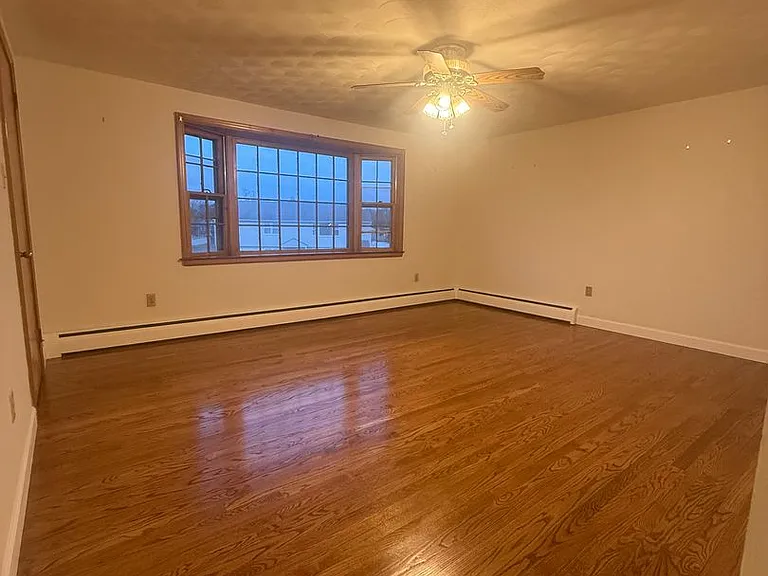 250 Oakland Ave — Photo 7