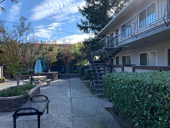 3rd image of 3990 Hamilton Ave #16103
