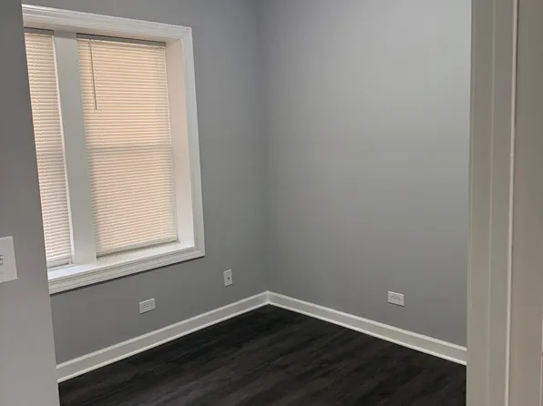 3523 W Franklin Blvd #2W, Chicago, IL 60624