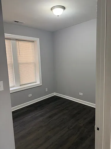 3523 W Franklin Blvd #2W Photo 1