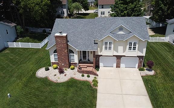2nd image of 115 Behrens Dr