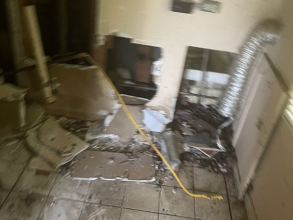 3rd image of 255 Minocqua St