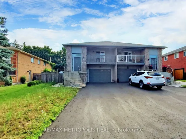 17 Porritt St, Barrie, ON L4N 6Y5