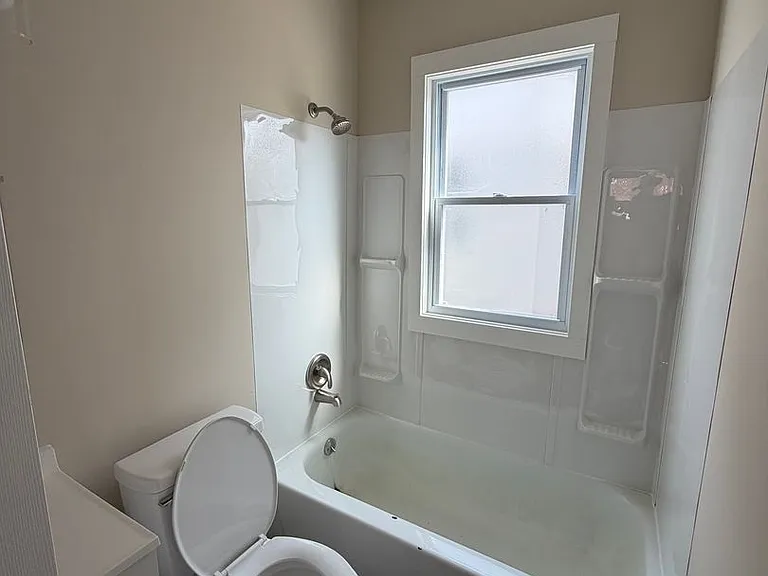 14102 Glenside Rd — Photo 6