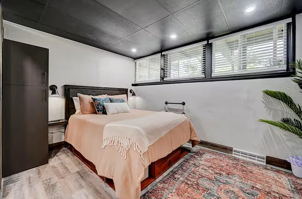 Studio, $1,495 — Photo 3