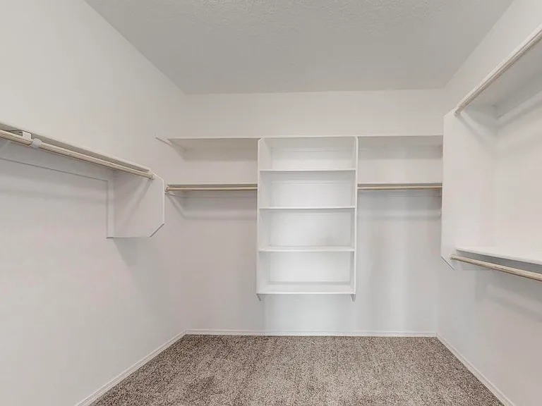 6405 Kings Canyon Cv NE — Photo 18