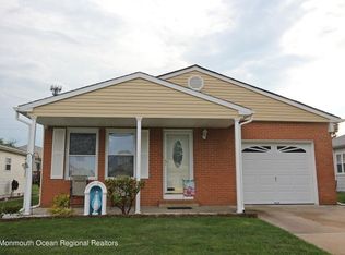 3 Panama Ct, Toms River, NJ