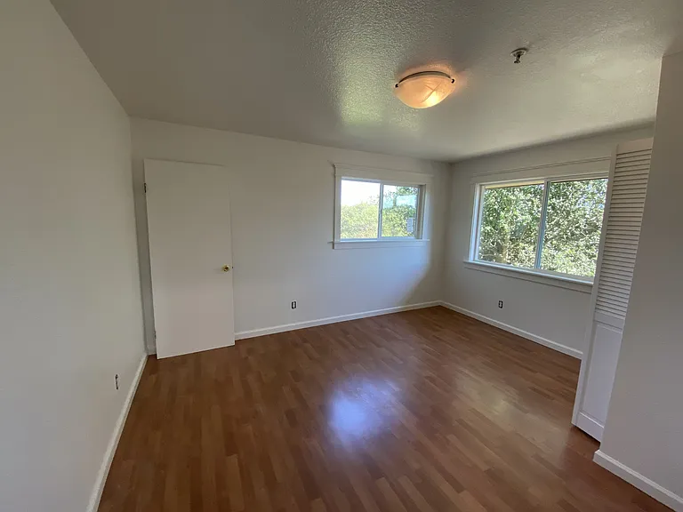 224 Fair Ave — Photo 9