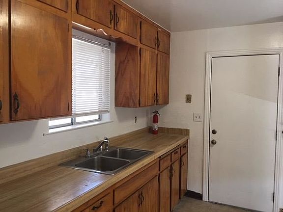 4th image of 348 N Grant Ave