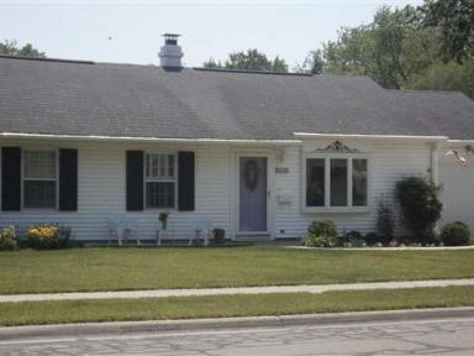 2nd image of 1201 E 19th St