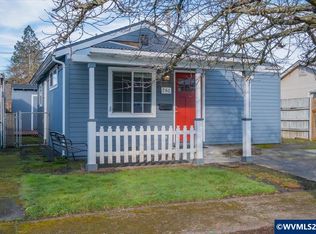 767 18th St NE, Salem, OR 97301