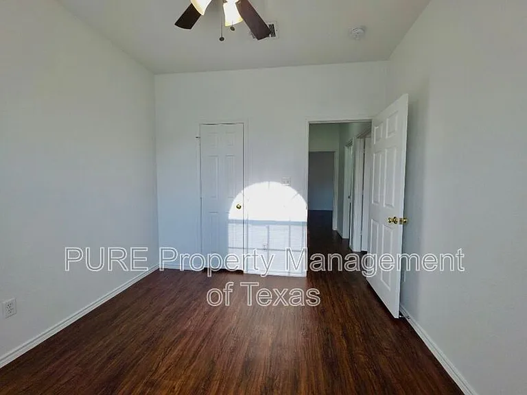 3007 Zachary Ln — Photo 17