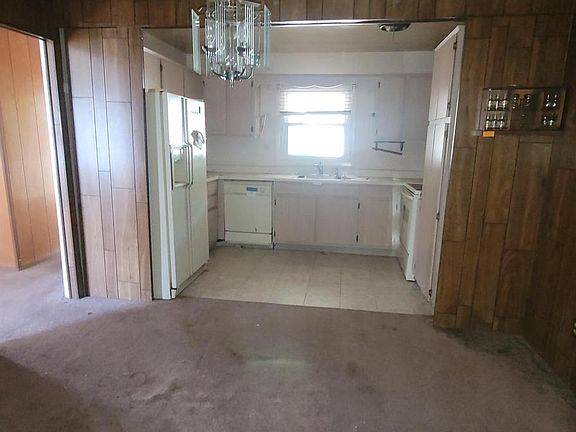 4th image of 83 Eastbrook Ln