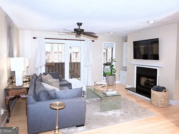 1509 Woodcliff Dr, Atlanta, GA 30350