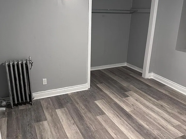 6830 S Lafayette Ave #BASEMENT — Photo 8