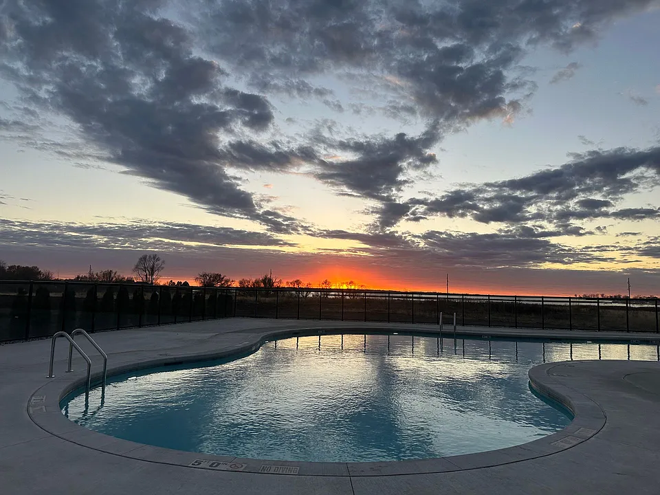 Red Earth Apartments- On Lake Butte Des Morts